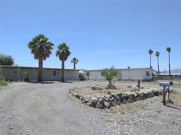3rd image of 1080 Zircon Ave