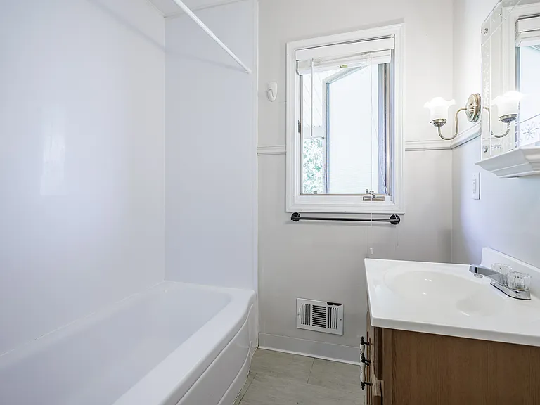 26 Clearview Ave — Photo 11