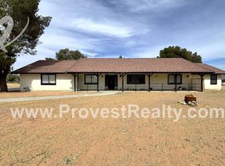 14945 Flathead Rd, Apple Valley, CA 92307
