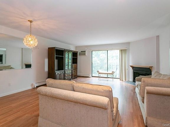 4th image of 492 N Broadway APT 3