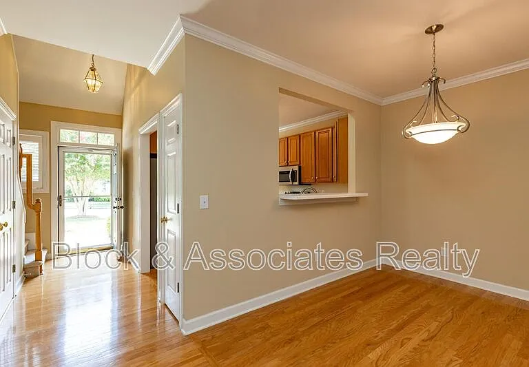 2007 White Pond Ct — Photo 7