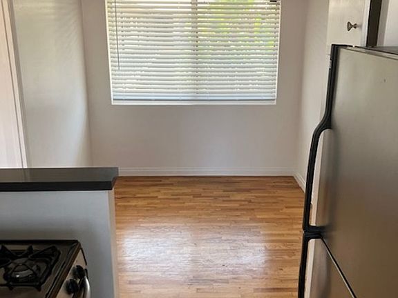 2nd image of 801 Idaho Ave APT 19