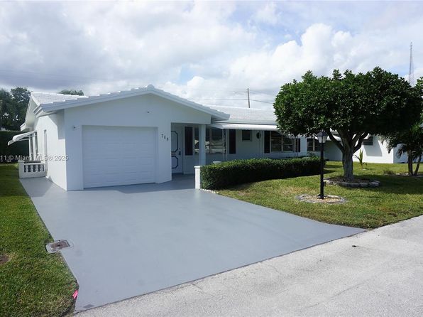 708 SW 24th St