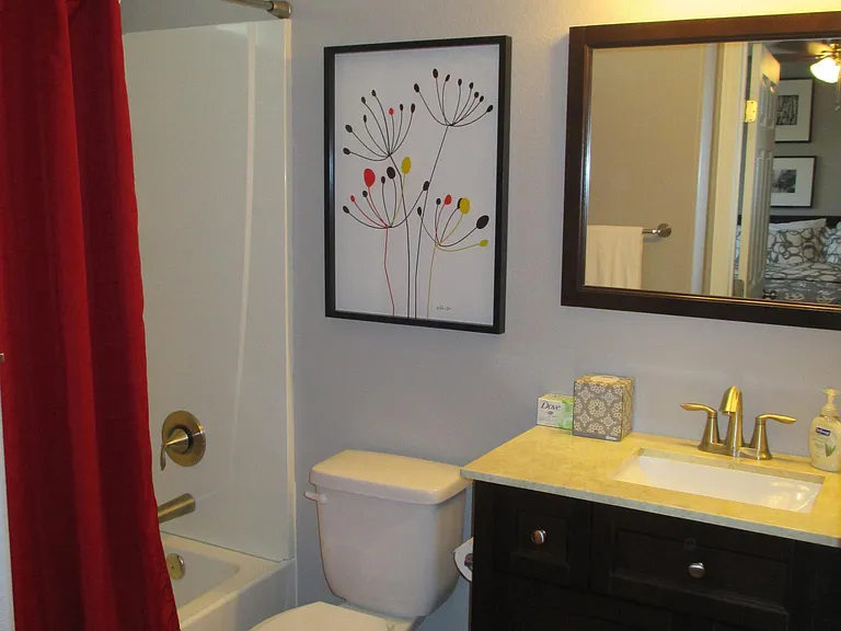 501 E Green Ave #B — Photo 6