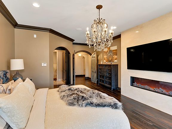 26th image of 1297 Houston Valley Rd