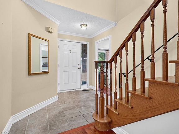 5th image of 1152 Lockhart Rd