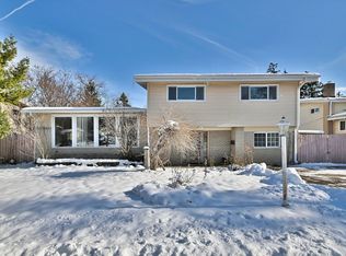 521 Michael Mnr, Glenview, IL 60025