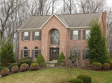 1st image of 123 Cherrington Dr