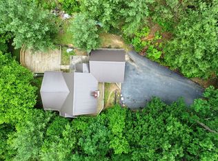 303 Messer Rd, Waynesville, NC 28786