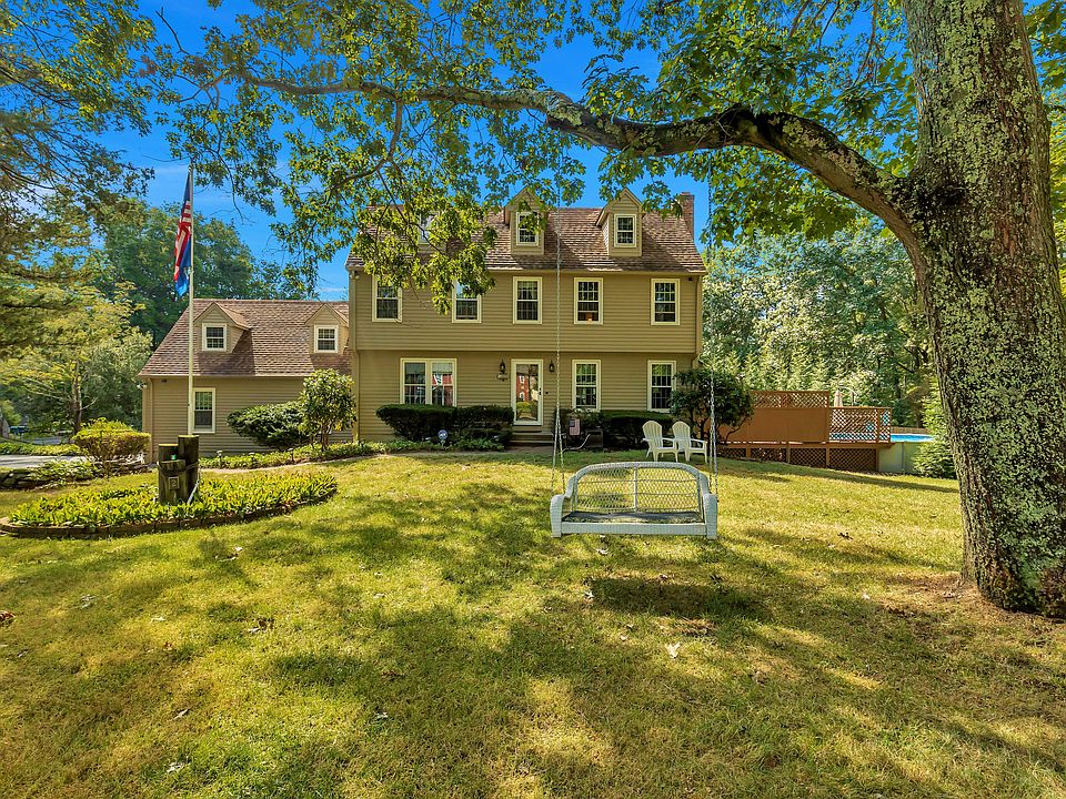 2 Colonial Court