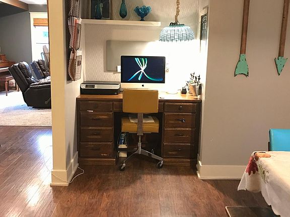 5th image of 686 Oakhurst Ave NW