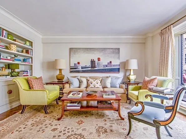 3 East 71st Street image 9 of 26