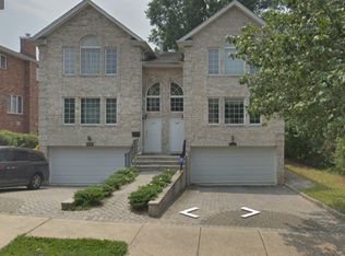 324A E Columbia Ave #A, Palisades Park, NJ 07650