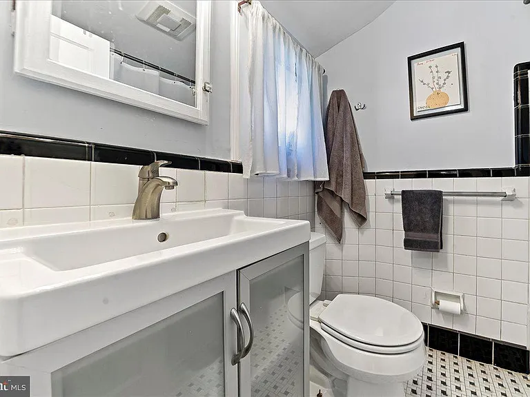 416 Valley View Rd — Photo 29