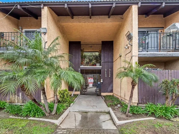 21522 Belshire Ave APT 12, Hawaiian Gardens, CA 90716