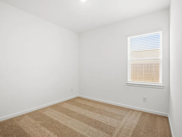 9723 Avalon View Dr — Photo 23