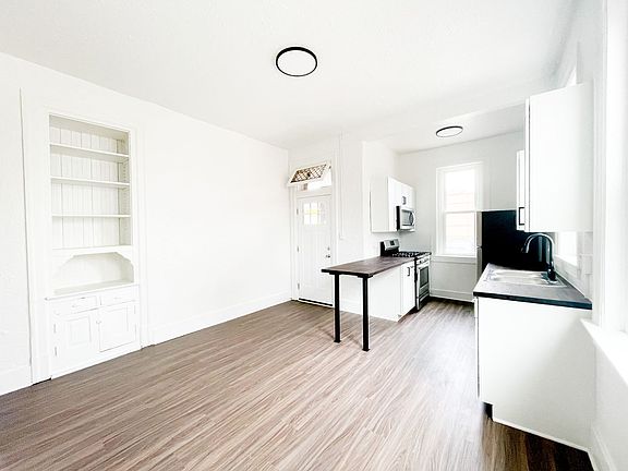 2nd image of 636 E Warrington Ave APT 1