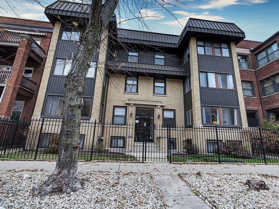 1st image of 624 W Aldine Ave APT 1E