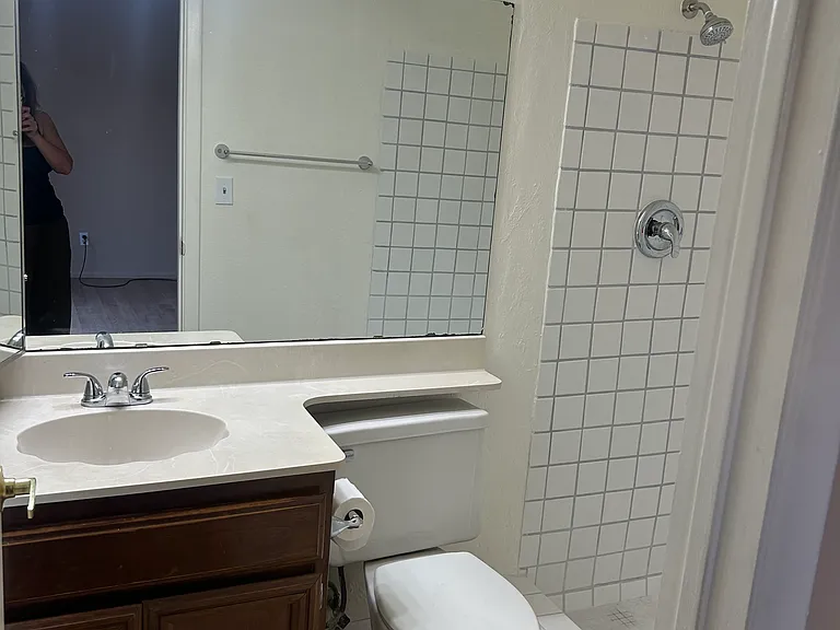 726 E Villa Dr #II — Photo 16