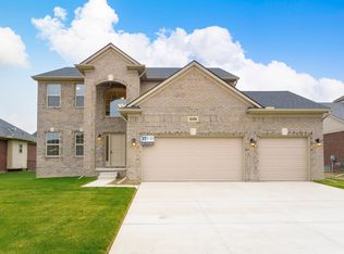 49496 Appaloosa Dr, Macomb, MI