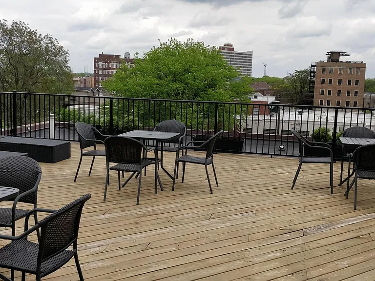 829 N Pennsylvania St #2B — Photo 38
