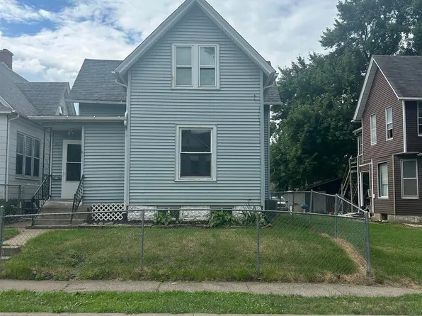 1453 W 7th St, Davenport, IA 52802