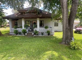 210 E 4th St, Dierks, AR 71833