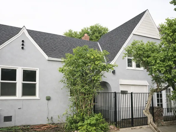 2229 W St, Sacramento, CA 95818