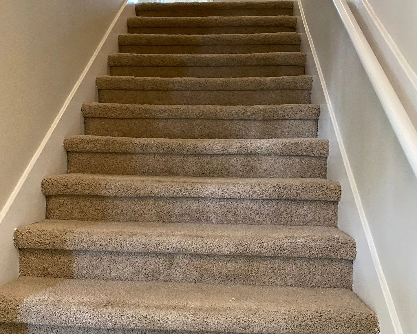 Duplex For Lease — Photo 1