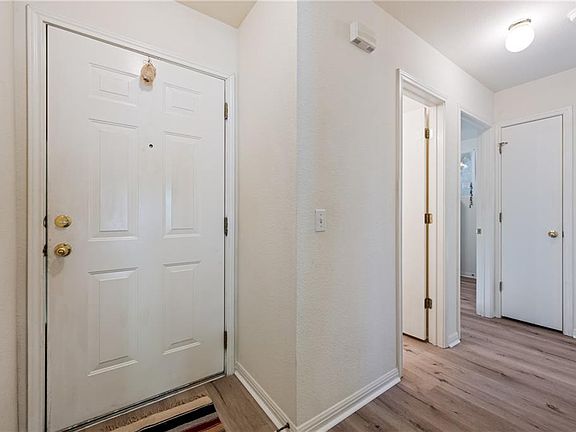4th image of 115 Cassandra Dr