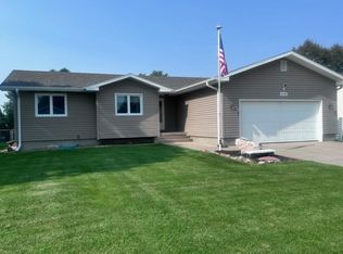 4188 Hartford St, Grand Island, NE 68803