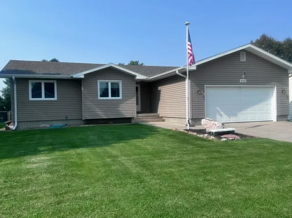 4188 Hartford St, Grand Island, NE 68803