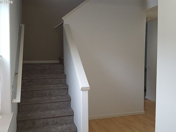 3rd image of 12505 NE 70th Cir