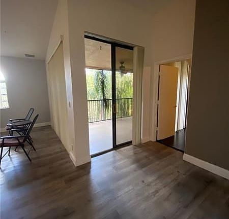 4th image of 10791 NW 14th St APT 305