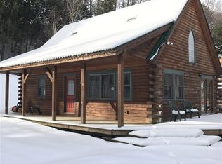 22 Log Cabin Dr, Jeffersonville, VT 05464
