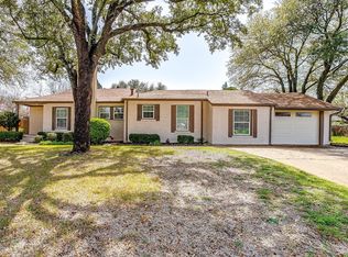 6391 Greenway Rd, Fort Worth, TX 76116