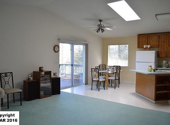 5th image of 12015 Hillhurst Cir