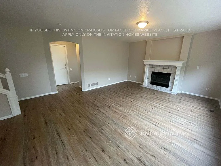 2302 Quartz St — Photo 4