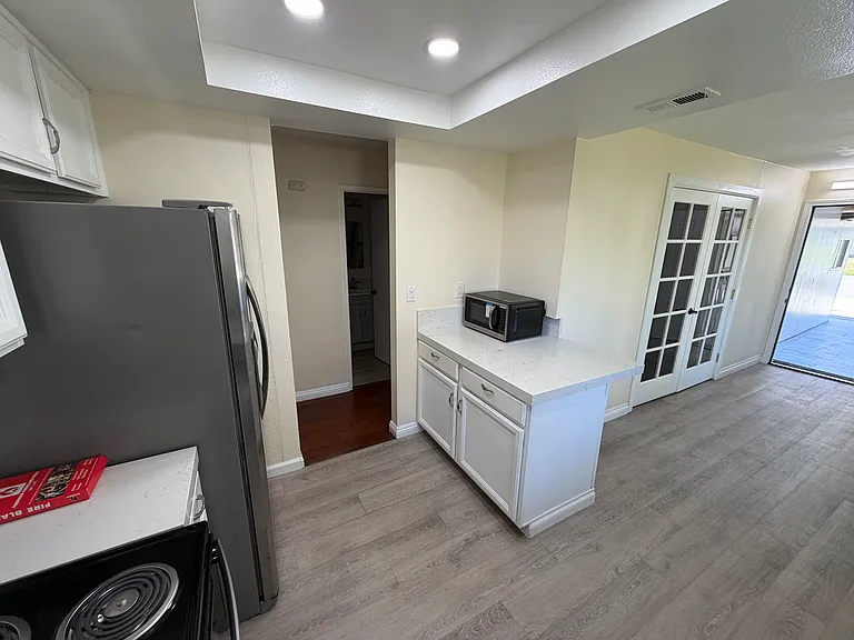 2404 Manzana Way #2A — Photo 8