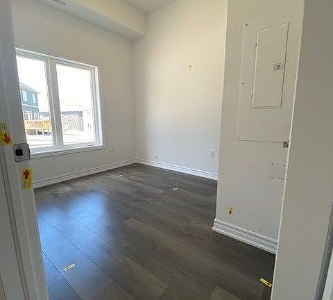 5th image of 23 Hay Ln #1