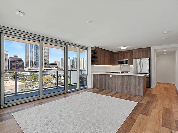 3rd image of 1500 Rycroft St #811R