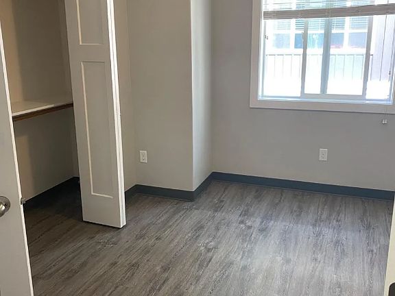 2nd image of 421 W 6th S APT 104