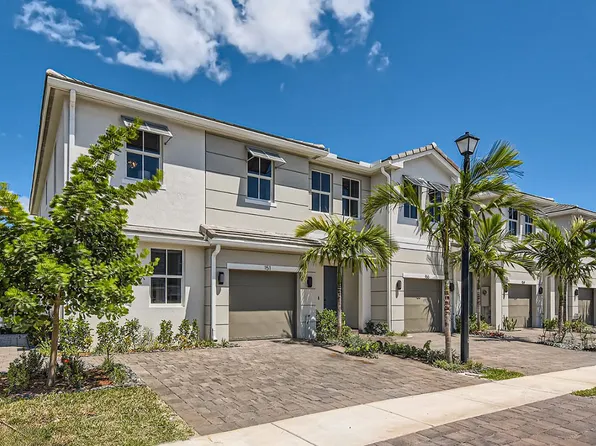 236 SW 171st Ln, Hollywood, FL 33027