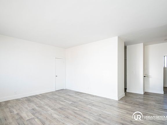 5th image of 7421 Carlyle Ave #7