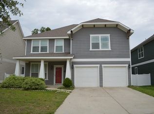 9829 Cherry Hill Ln, Aubrey, TX 76227