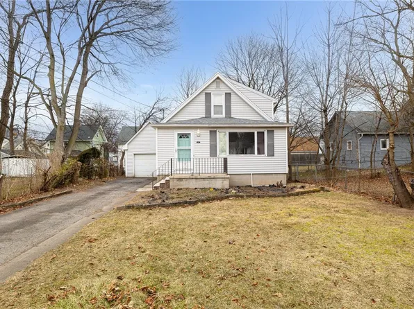 233 E Filbert St, East Rochester, NY 14445