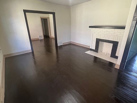 5th image of 630 Willis Ave #3