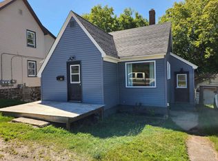 610 N Lincoln Dr, Hancock, MI 49930