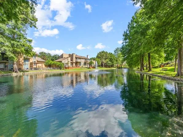 2955 Country Place Cir, Carrollton, TX 75006