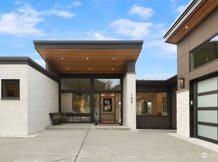 1421 88th Ave NE, Clyde Hill, WA